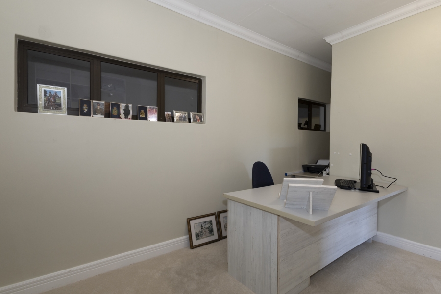 4 Bedroom Property for Sale in West Beach Eastern Cape